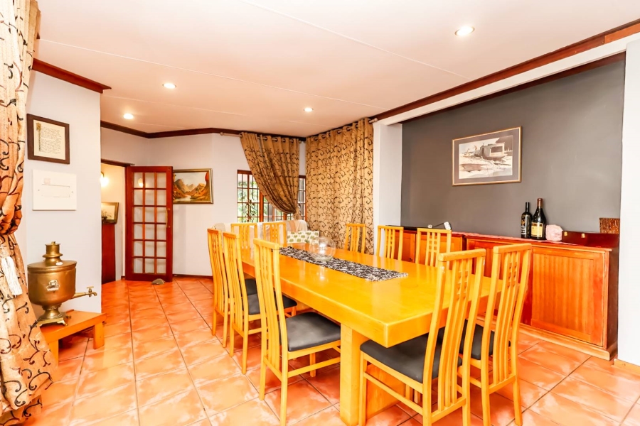 4 Bedroom Property for Sale in Ifafi North West